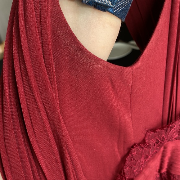 ASOS DESIGN Premium Lace Insert Pleated Maxi Dress - Picture 8 of 8